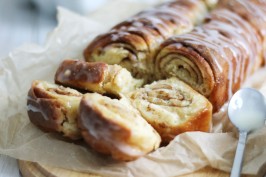 Cinnamon Roll Bread | Bake to the roots