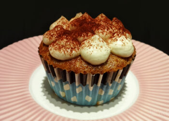 Einfache & Leckere Tiramisù Cupcakes | Bake to the roots