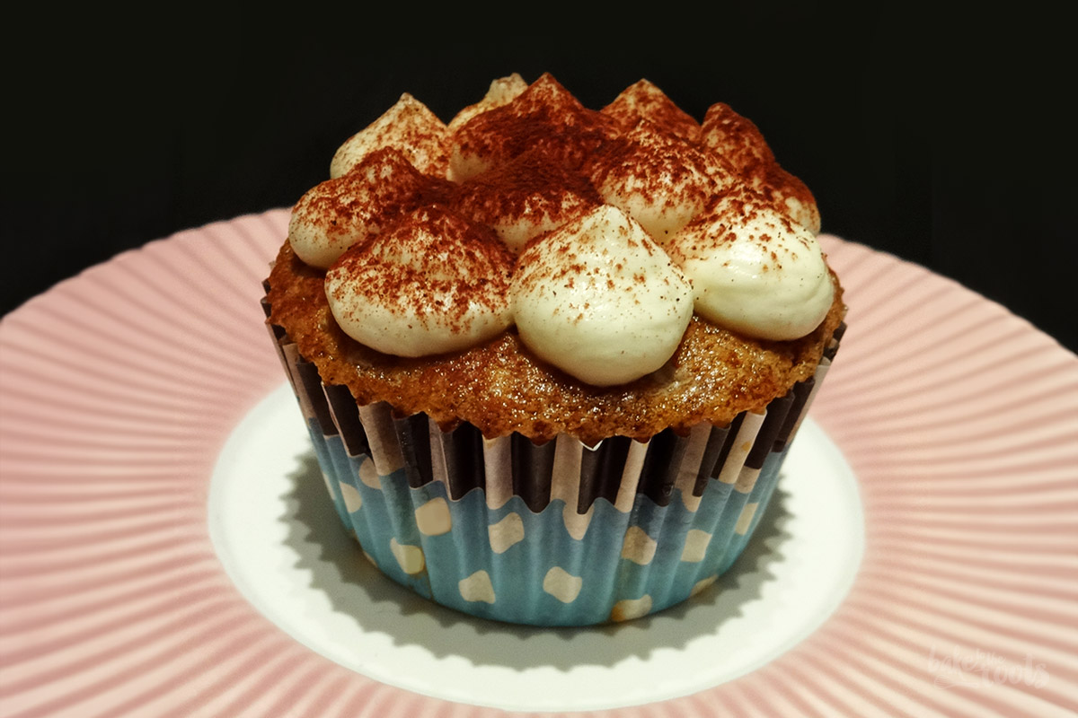 Einfache & Leckere Tiramisù Cupcakes | Bake to the roots