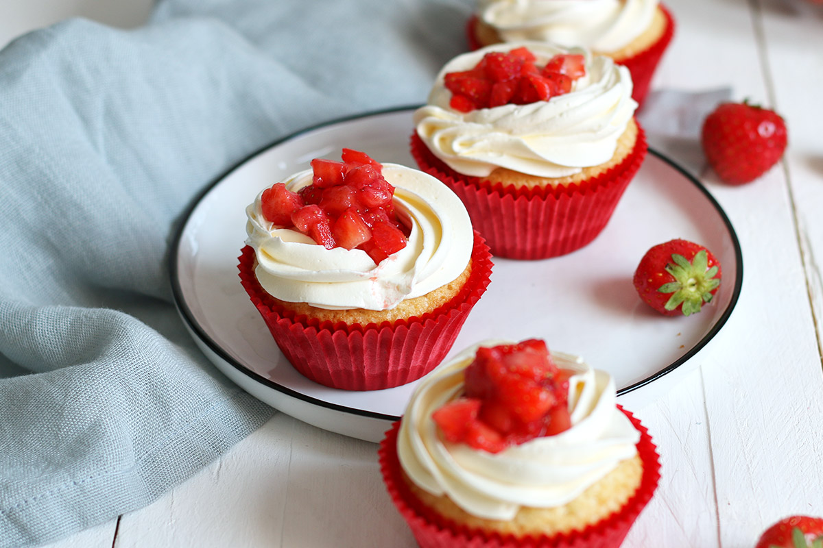 Strawberry Shortcake Cupcakes | Bake to the roots
