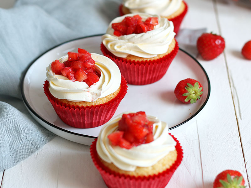 Strawberry Shortcake Cupcakes | Bake to the roots