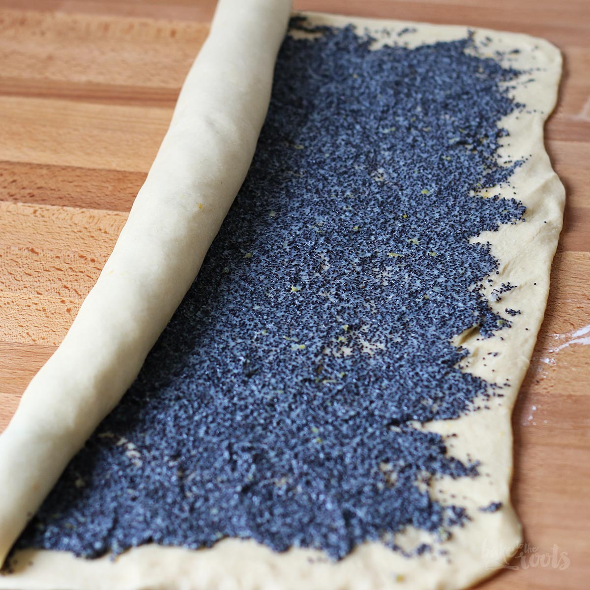 Einfacher Mohnzopf – der Klassiker für Ostern | Bake to the roots