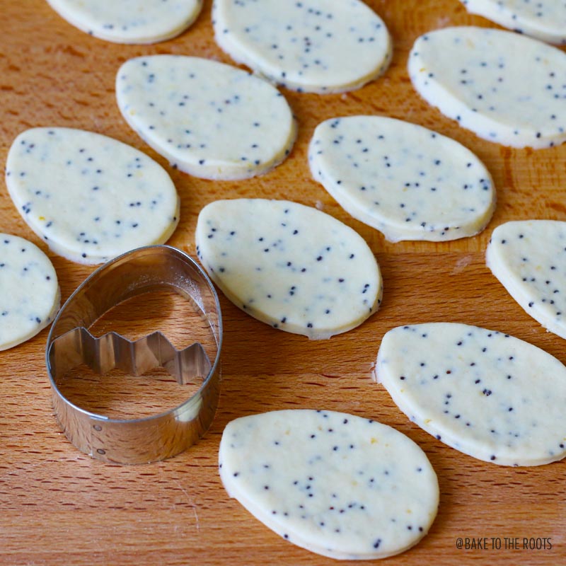 Poppy Seed Easter Egg Cookies | Bake to the roots