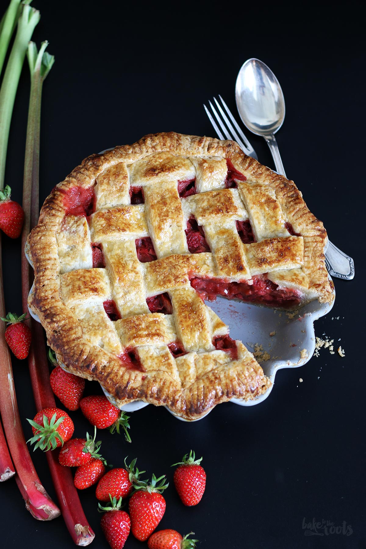 Strawberry Rhubarb Pie | Bake to the roots