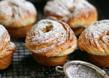 Cruffins – Croissant meets Muffin | Bake to the roots