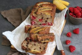 Raspberry Chocolate Banana Bread | Bake to the roots