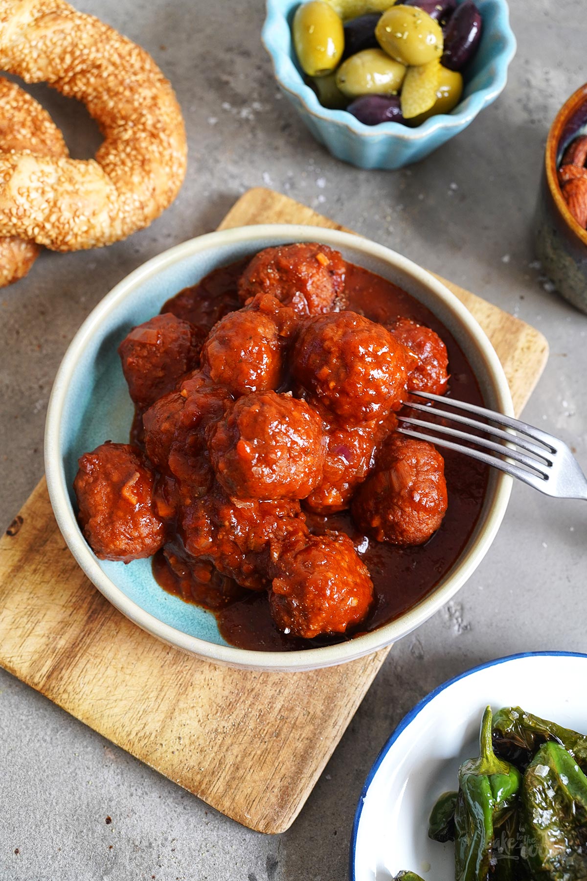 Albóndigas mit Tomatensoße | Bake to the roots