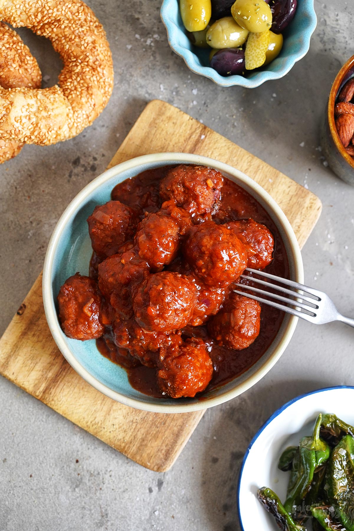 Albóndigas mit Tomatensoße | Bake to the roots