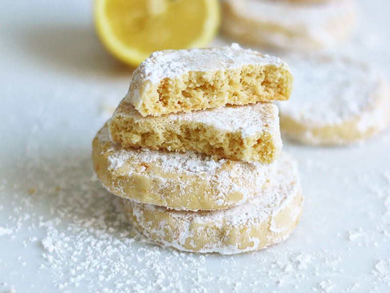 Lemon Meltaway Cookies | Bake to the roots