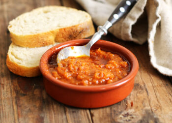Mojo Picón | Bake to the roots