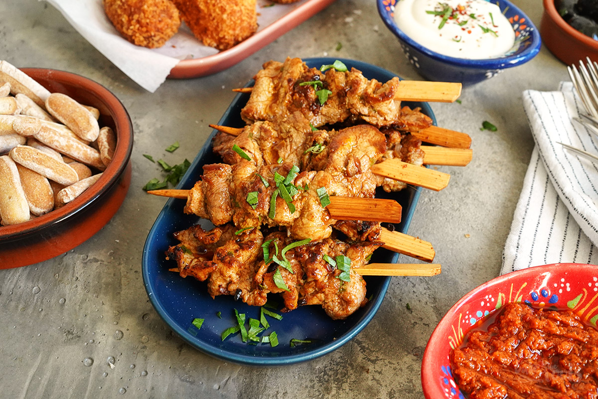 Pinchos Morunos (Maurische Fleischspieße) | Bake to the roots