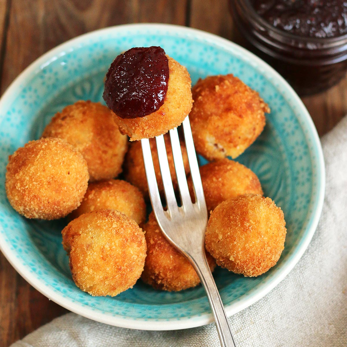 Croquetas de Jamón – der Tapas Klassiker! | Bake to the roots