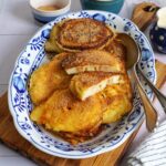 Schwäbische Apfelküchle mit Vanillesoße | Bake to the roots