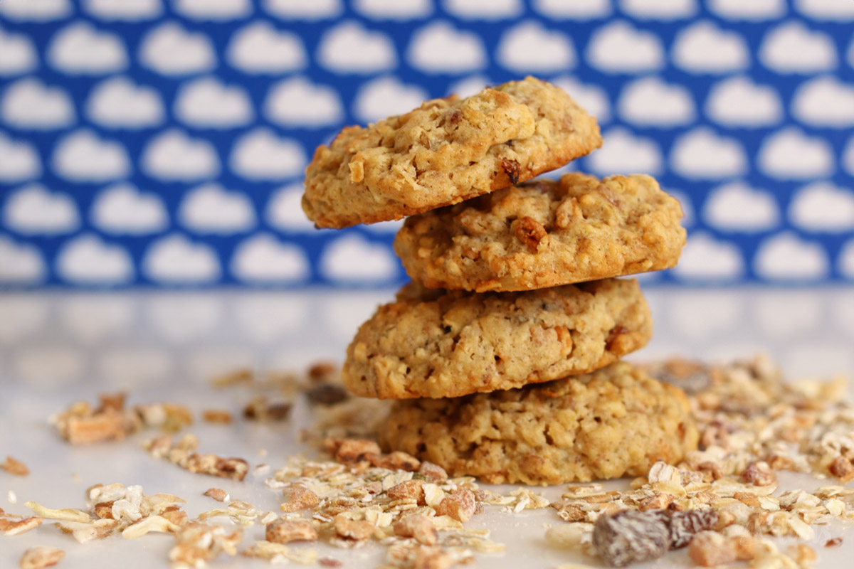 Einfache Müsli (Granola) Cookies | Bake to the roots