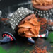 Halloween Chili Chocolate Cupcakes »Wicked Witches of the East« | Bake to the roots