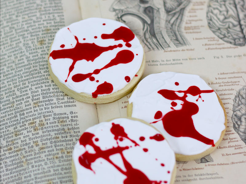 Halloween Cookies "Bloody Mess" | Bake to the roots