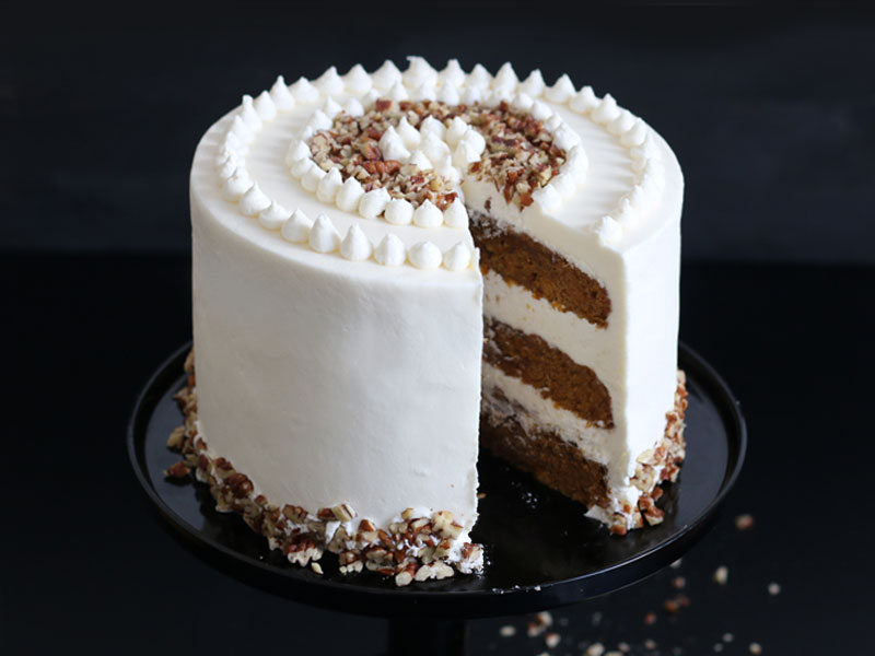 Vegan Carrot Cake | Bake to the roots