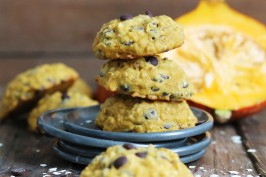 Pumpkin Oats Chocolate Chip Cookies | Bake to the roots