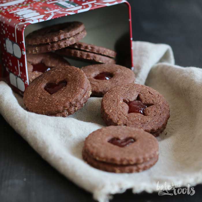 Chocolate Spitzbuben | Bake to the roots