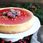 Speculoos Cheesecake with Cranberry Jelly | Bake to the roots
