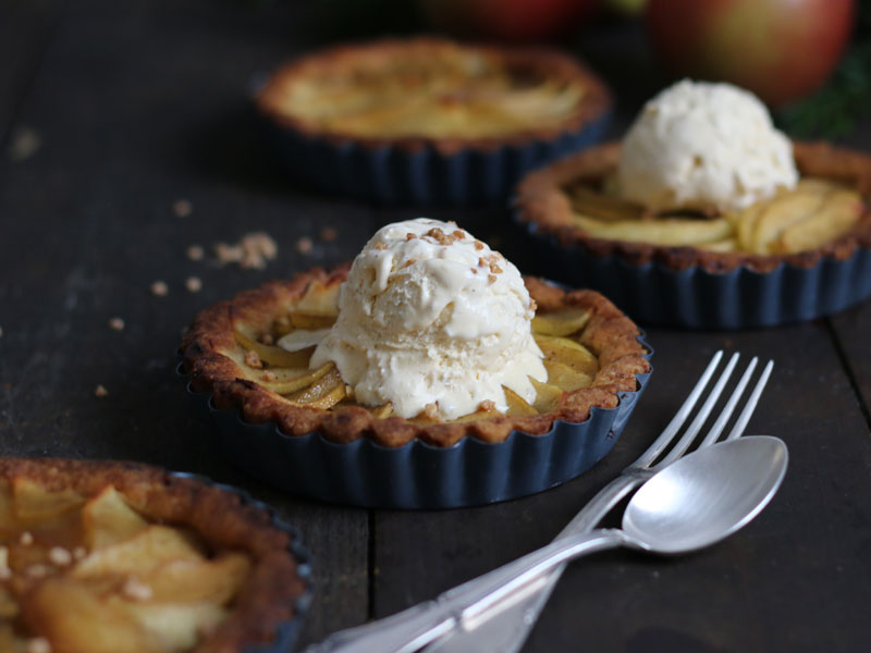 Cardamom Apple Tartlets | Bake to the roots