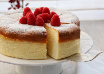 Japanese (Cotton) Cheesecake | Bake to the roots