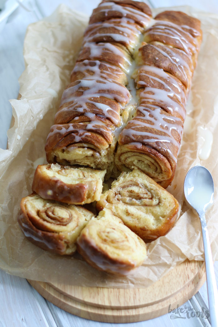 Cinnamon Roll Bread | Bake to the roots