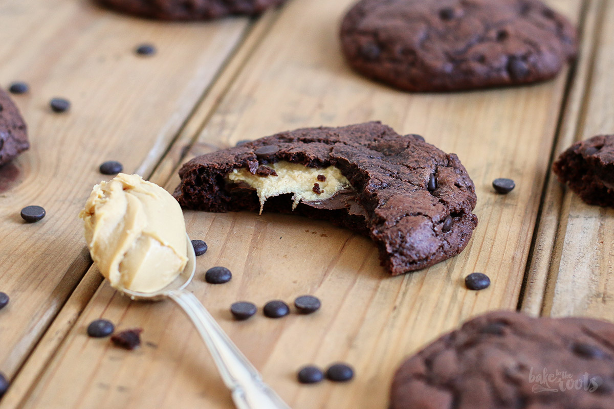 Peanut Butter & Nutella Stuffed Chocolate Chip Cookies | Bake to the roots