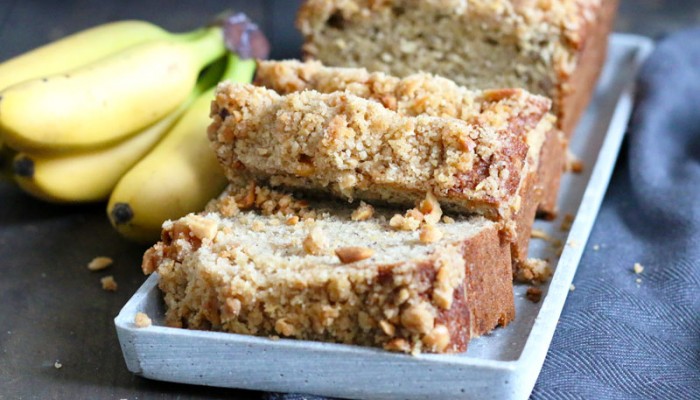 Browned Butter Banana Bread with Peanut Streusel | Bake to the roots