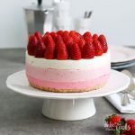 Strawberry Ombre Cheesecake | Bake to the roots