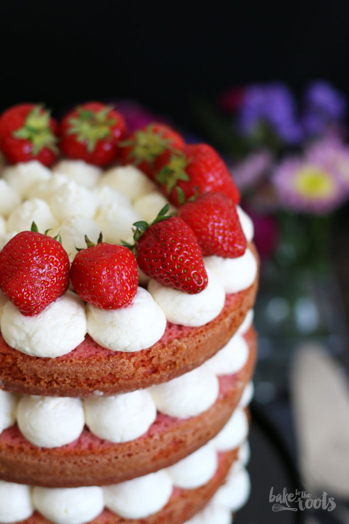 Naked Strawberry Cake | Bake to the roots