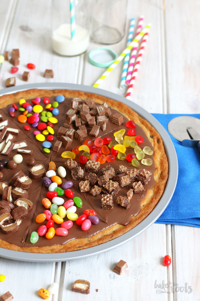 Cookie Pizza | Bake to the roots