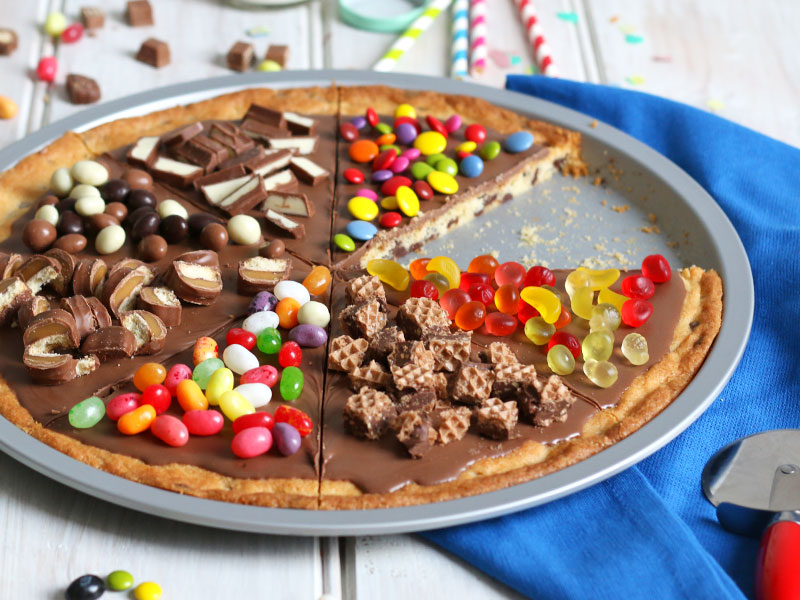 Cookie Pizza | Bake to the roots