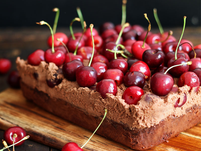 Cherry Chocolate Brownie Mess | Bake to the roots