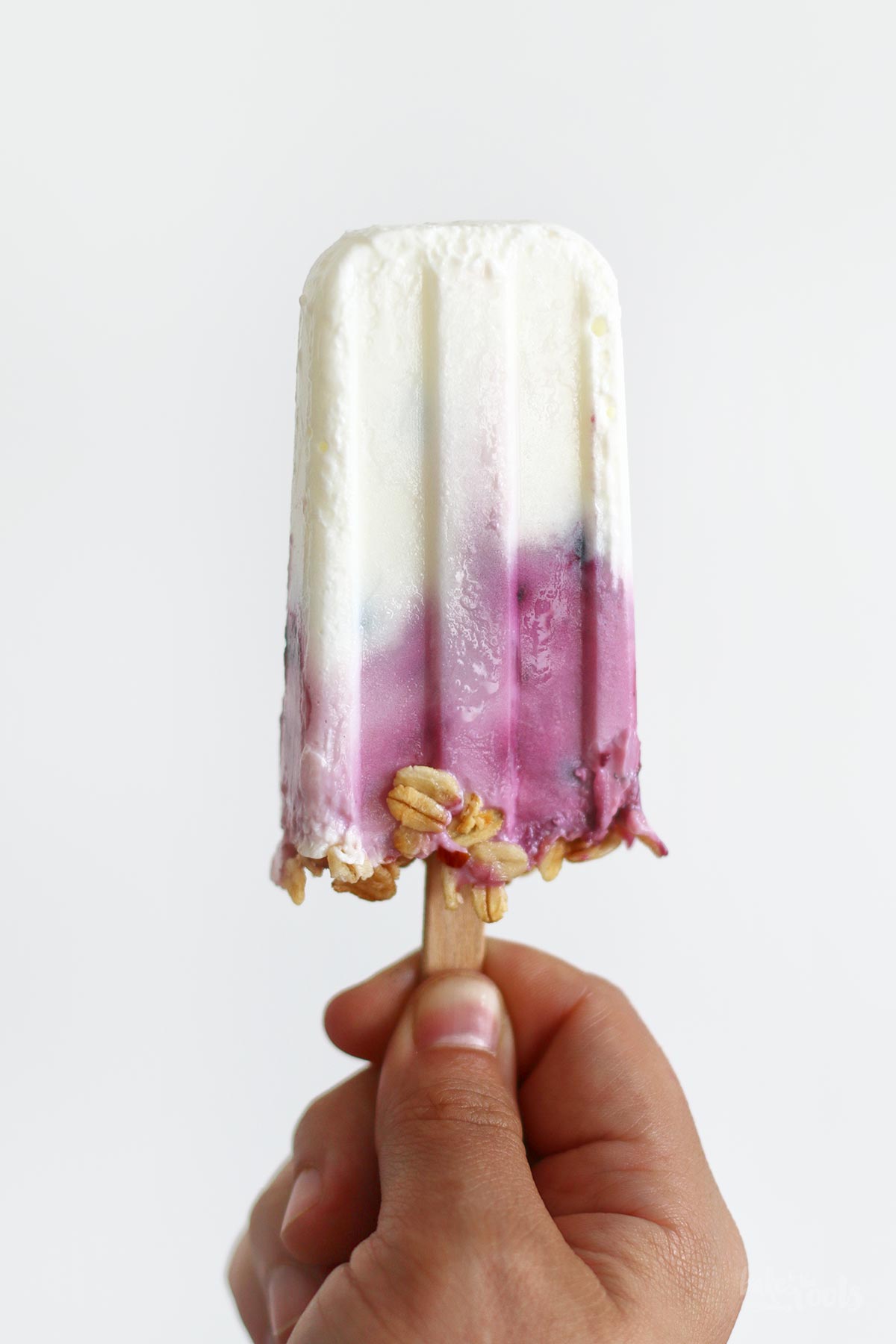 Popsicles mit Skyr & Granola | Bake to the roots