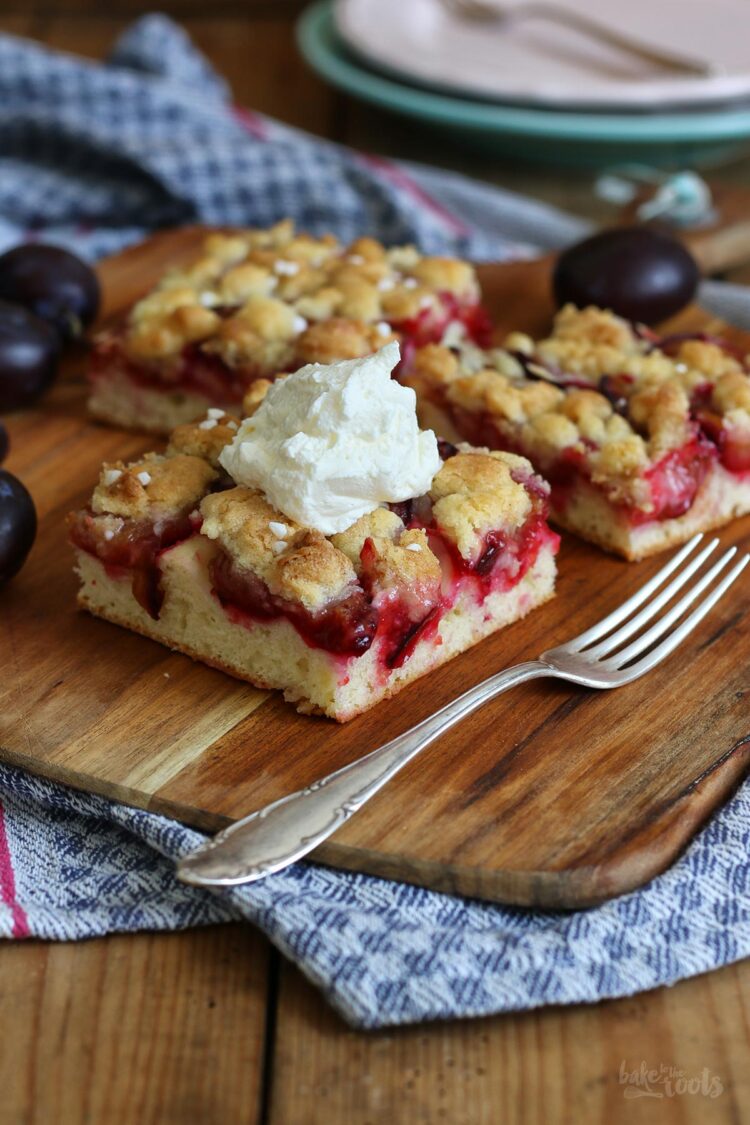 Zwetschgenkuchen vom Blech | Bake to the roots