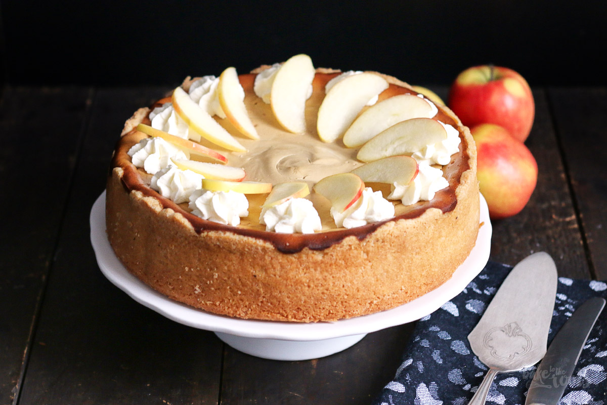 Bratapfel Käsekuchen | Bake to the roots