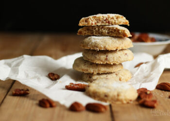 Butter Pecan Cookies | Bake to the roots