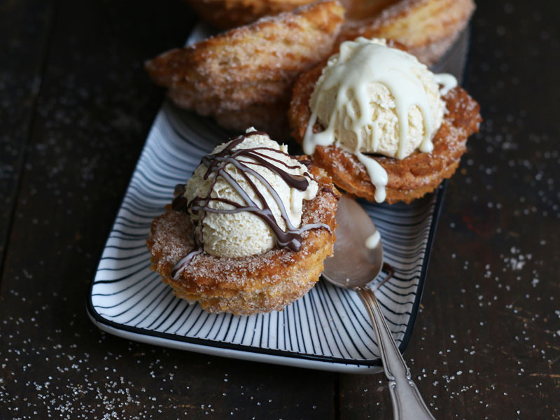 Churro Ice Cream Cups | Bake to the roots