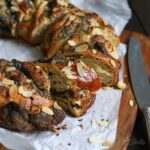 Marzipan Mohn Hefekranz | Bake to the roots