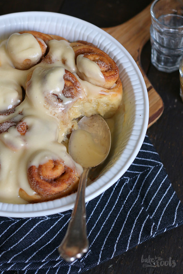 Eierlikör Cinnamon Rolls | Bake to the roots