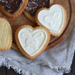 Butterkekse mit Schokolade | Bake to the roots