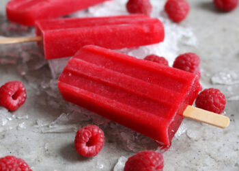 Raspberry Popsicles | Bake to the roots
