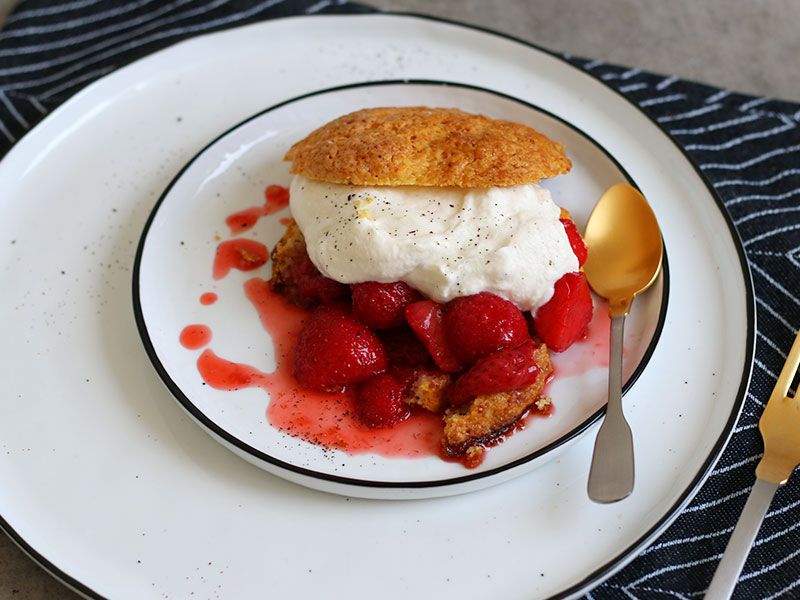 Strawberry Shortcake | Bake to the roots