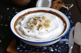 Vegan Coconut Banana Cream Pie | Bake to the roots