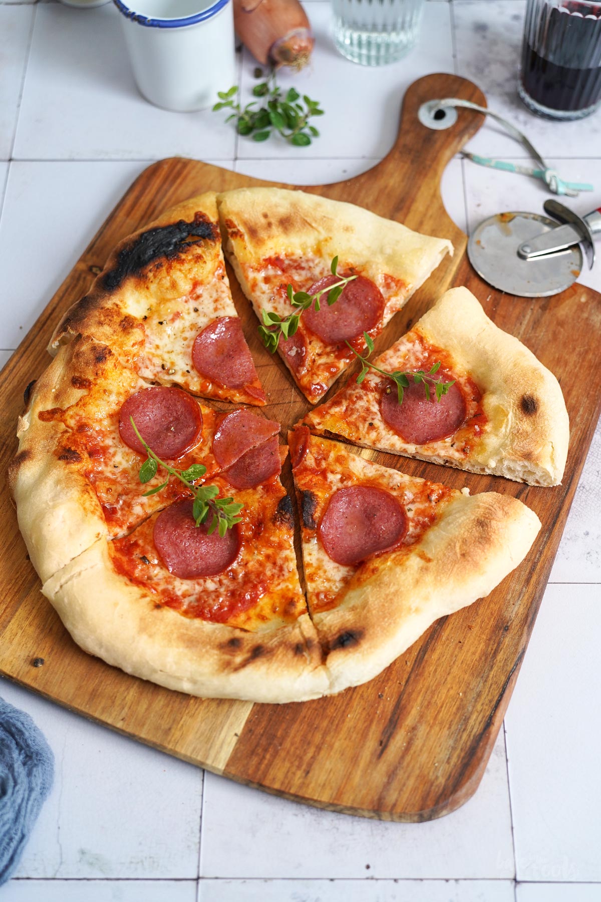 Einfacher »Homemade« Pizzateig | Bake to the roots