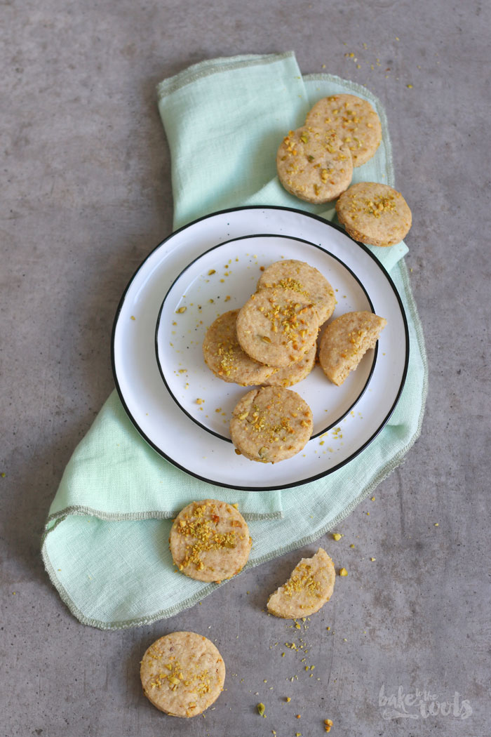 Pistacio Cardamom Shortbread Cookies | Bake to the roots