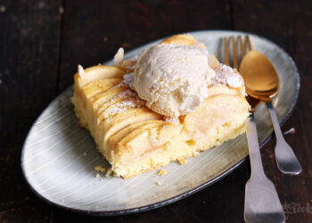 Apfelkuchen vom Blech | Bake to the roots
