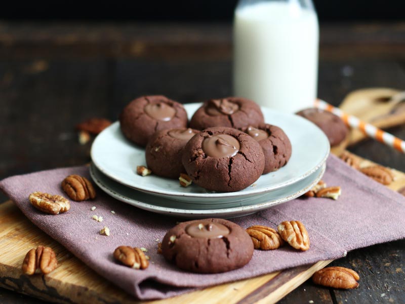 Chocolate Pecan Thumbprint Cookies | Bake to the roots