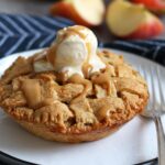 Mini Caramel Apple Pies | Bake to the roots